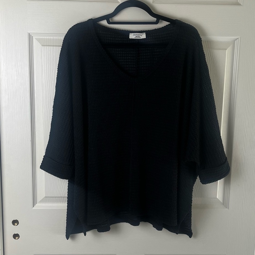 Zenana Black Waffle Knit V-Neck Top